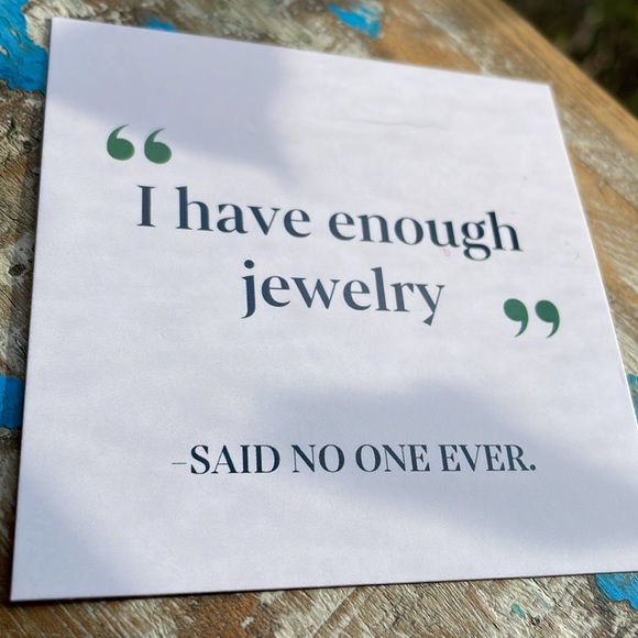 ✌️ 💗 🙂 - Picture 5 of 6